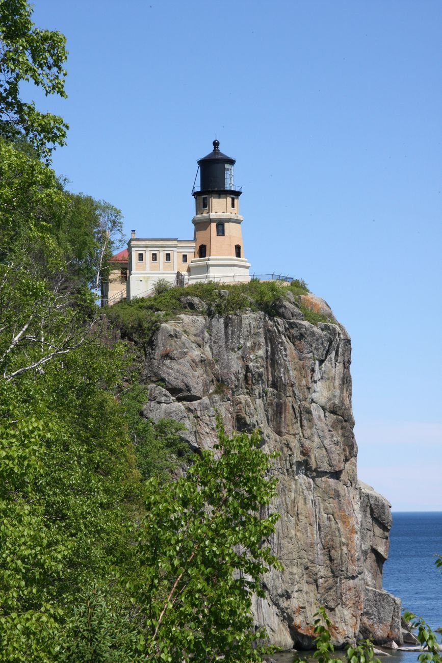Split Rock Lighthouse on a cliff above Lake Superior