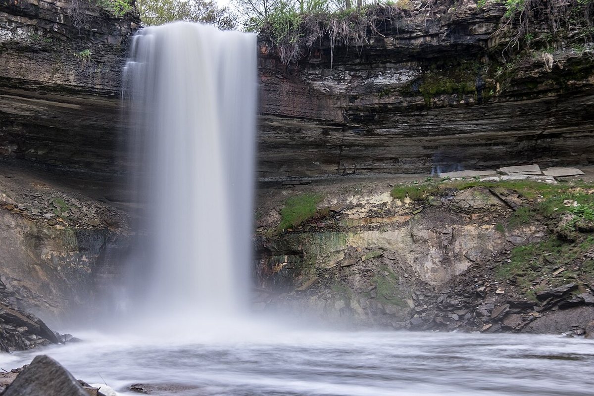 Minnehaha Falls flowing through the limestone gorge in Minneapolis