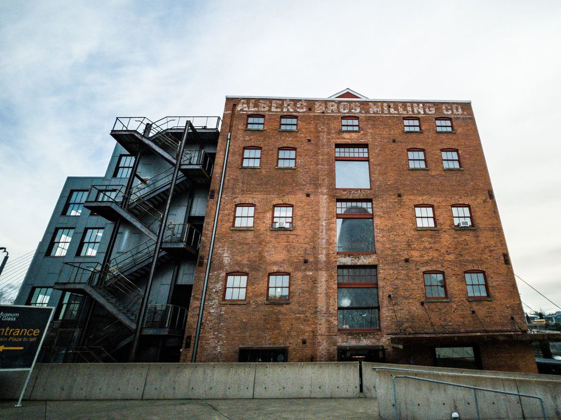 where to eat in the north loop